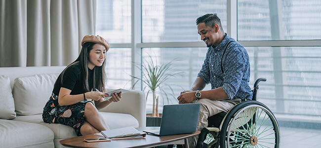 Student meeting with accommodations specialist