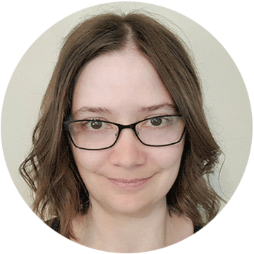 Headshot of Laci Baker, career advisor at UOPX and SME on the professional portfolio