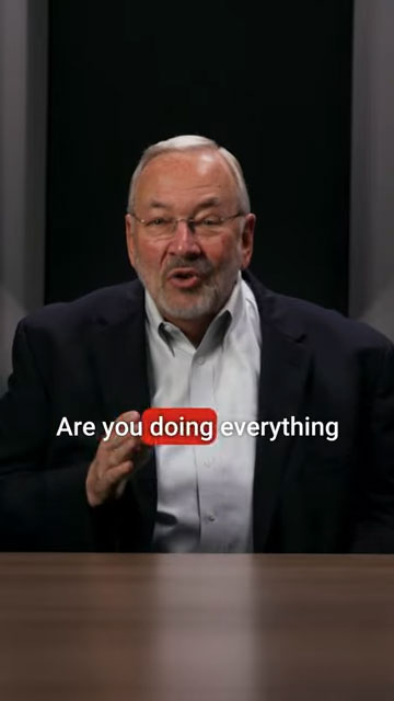Open and play video on live presentation hacks.