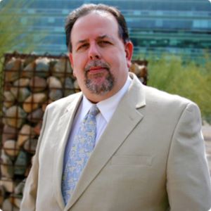 Picture of Dr. Les H. Huffman